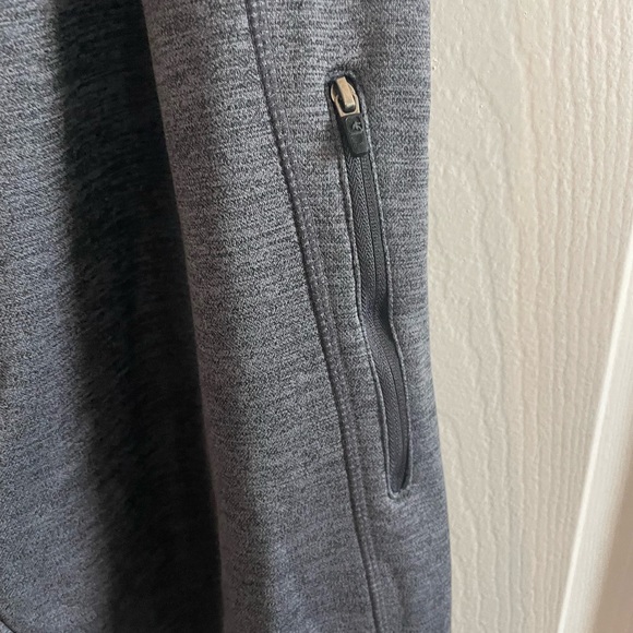 And 1 joggers. Very comfortable grey pants with side leg pocket. Size m - Picture 2 of 7